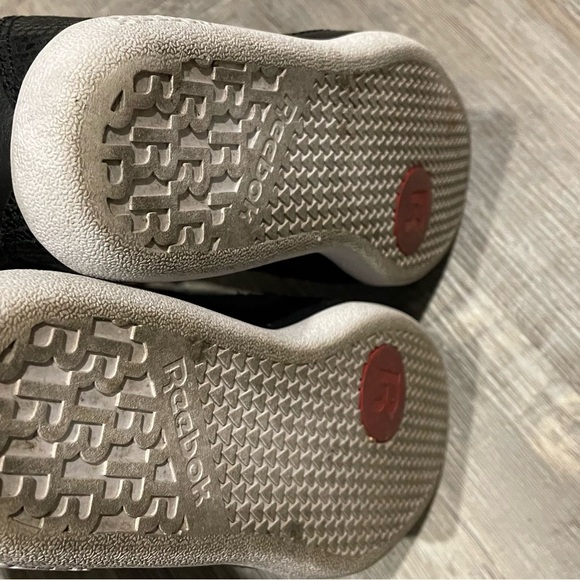 Reebook leather ankle sneaker.size 6 - Picture 6 of 6